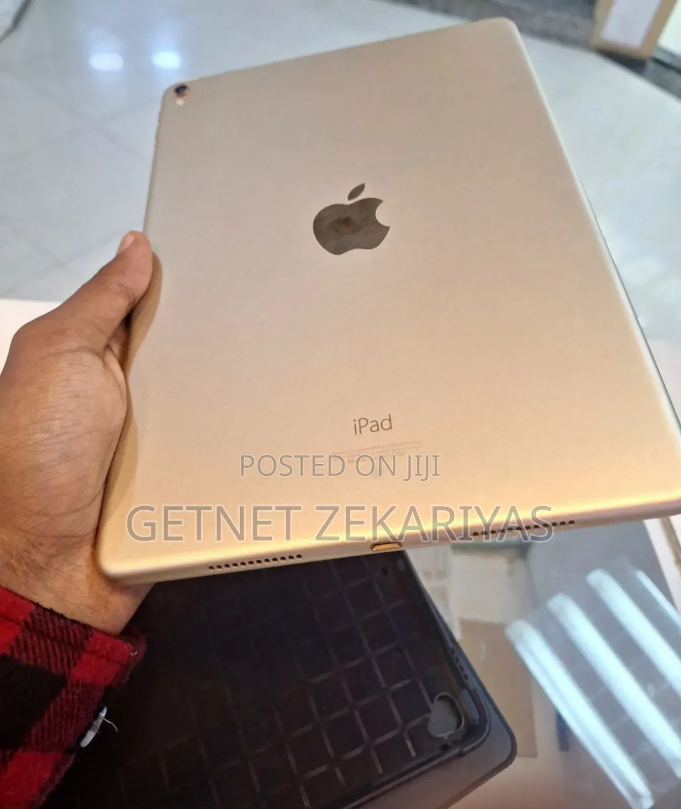 New Apple iPad Pro 12.9 (2021) 128 GB Silver