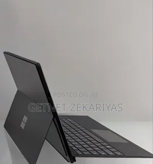 New Laptop Microsoft Surface Pro 9 16GB Intel Core i7 SSD 512GB