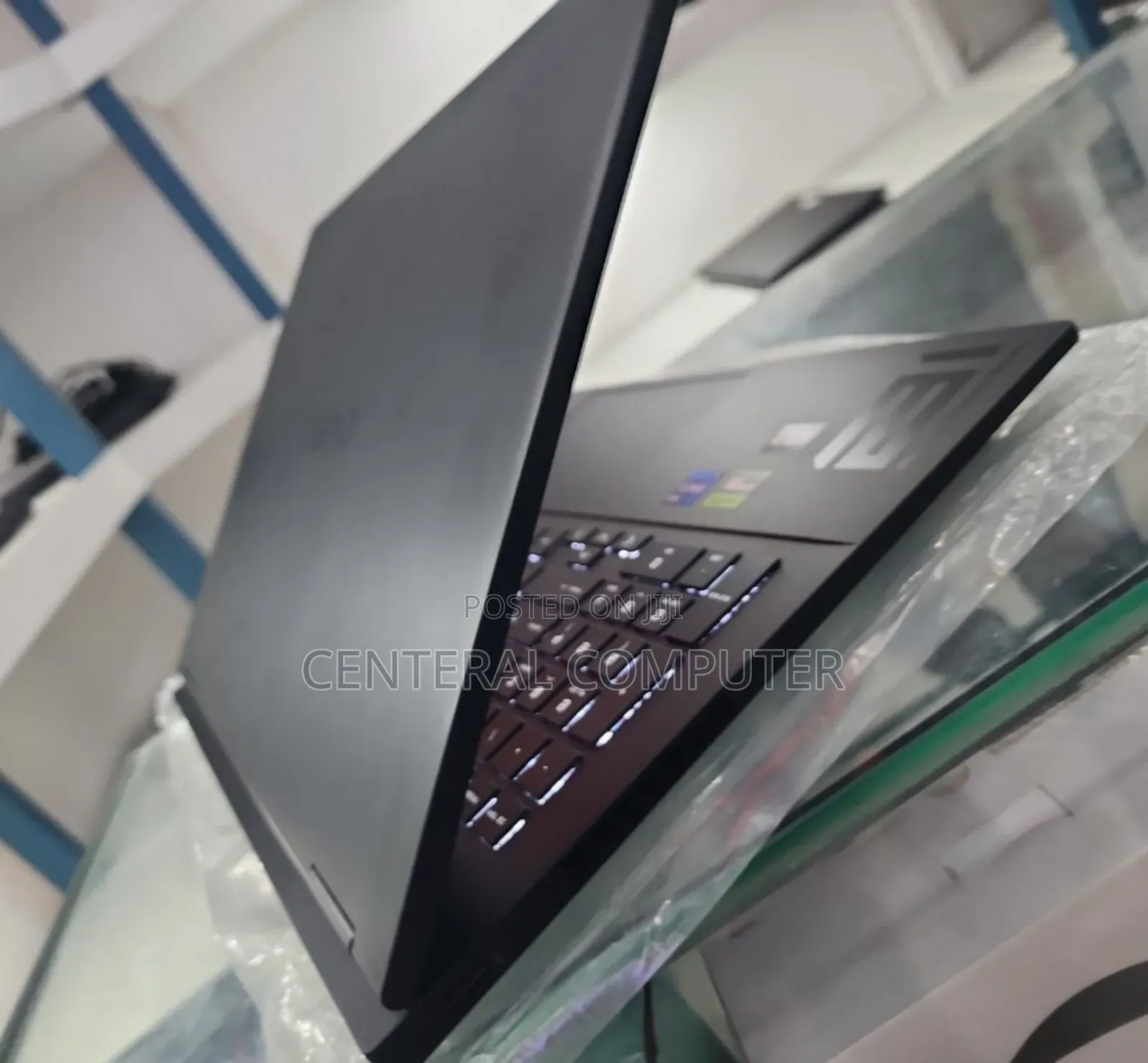 New Laptop HP Omen 17-An188nr 16GB Intel Core I9 SSD 1T