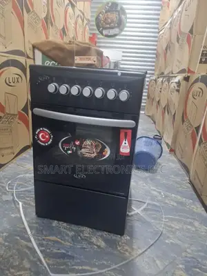 Lux Free Standing Oven 50/50
