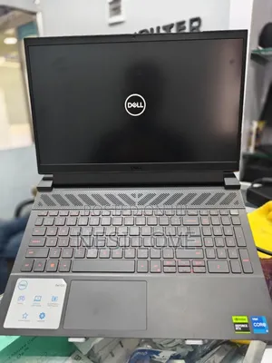 New Laptop Dell G15 5535 16GB Intel Core I7 SSD 1T