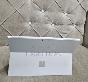 New Laptop Microsoft Surface Pro 4 8GB Intel Core I7 SSD 256GB
