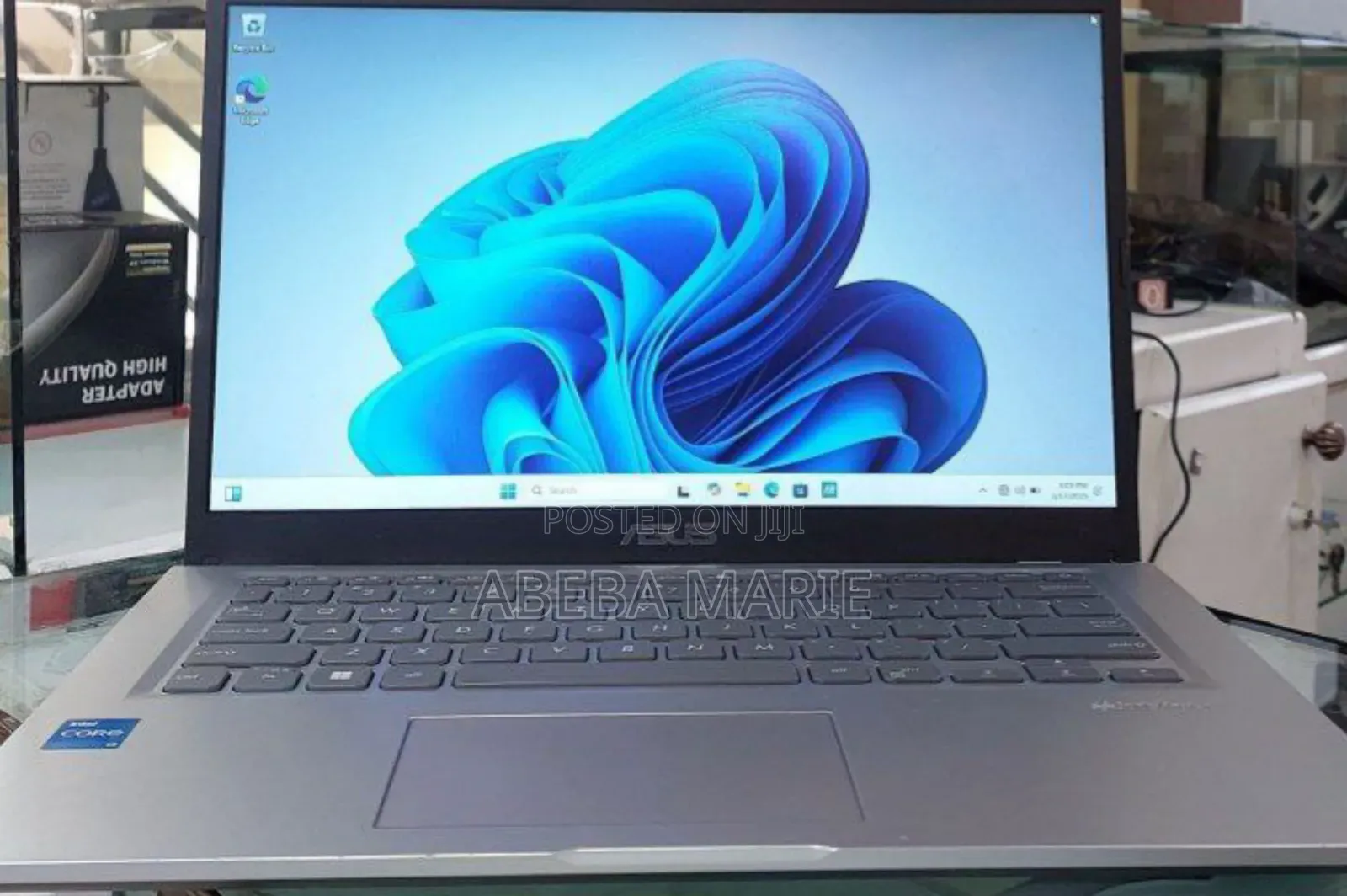 New Laptop Asus VivoBook 15 X505BA 8GB Intel Core I3 SSD 256GB