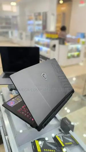 New Laptop MSI Pulse GL66 16GB Intel Core i9 SSD 1T