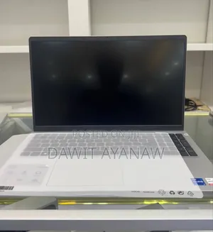 New Laptop Dell Inspiron 15 16GB Intel Core I7 SSD 1T