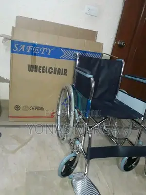 Normal Wheelchair፯聿wheelchair**Safety Breaks and Back Pocket