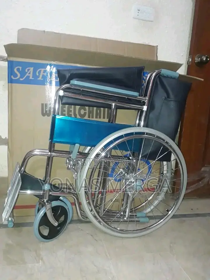 Normal Wheelchair፯聿wheelchair**Safety Breaks and Back Pocket