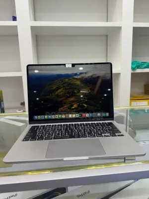 New Laptop Apple MacBook Air 2022 M2 8GB Apple M2 SSD 256GB