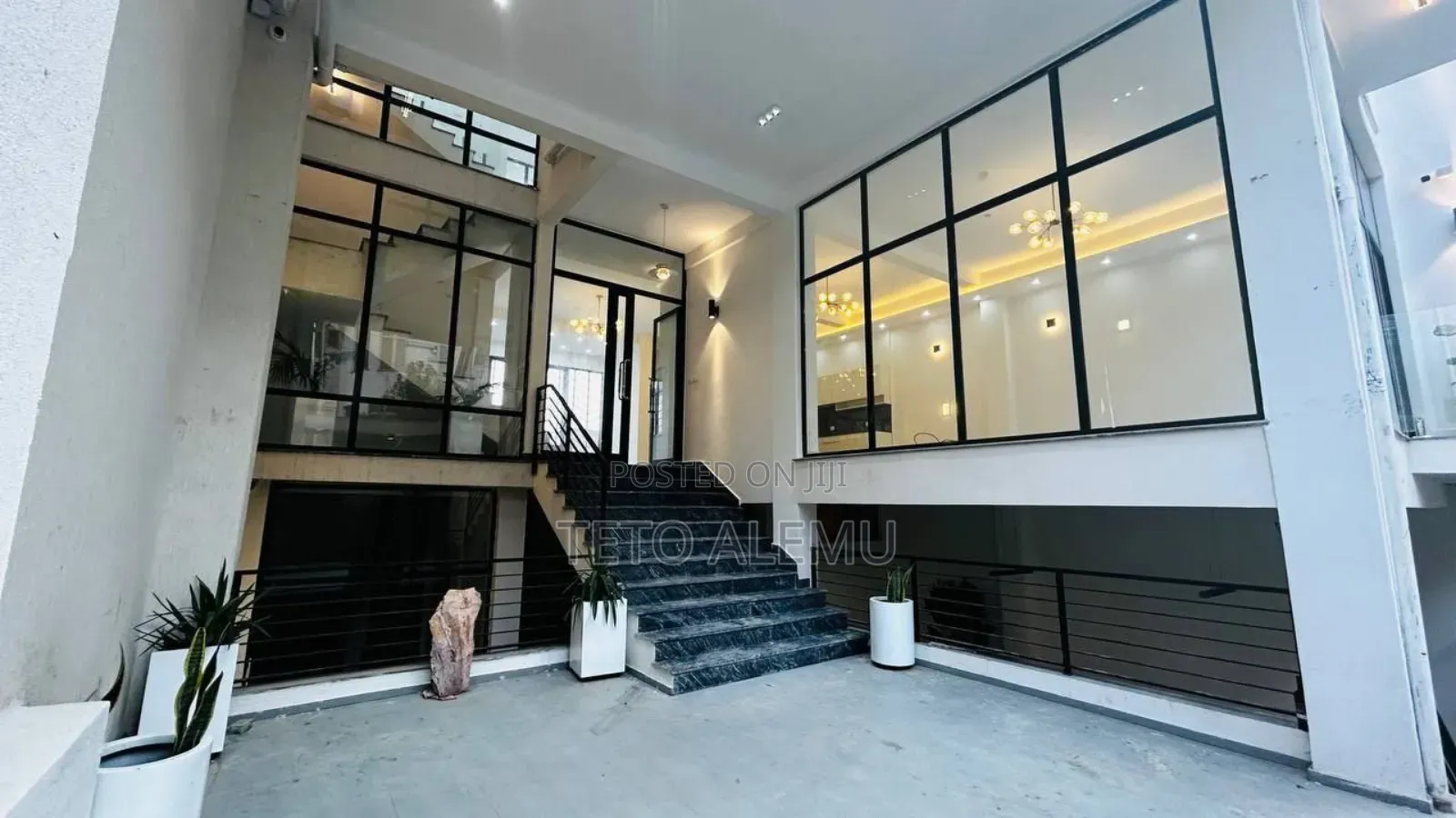 7bdrm House in የሚሸጥ ቤት መገናኛ ዳንጎቴ ቶፕ, Yeka for sale