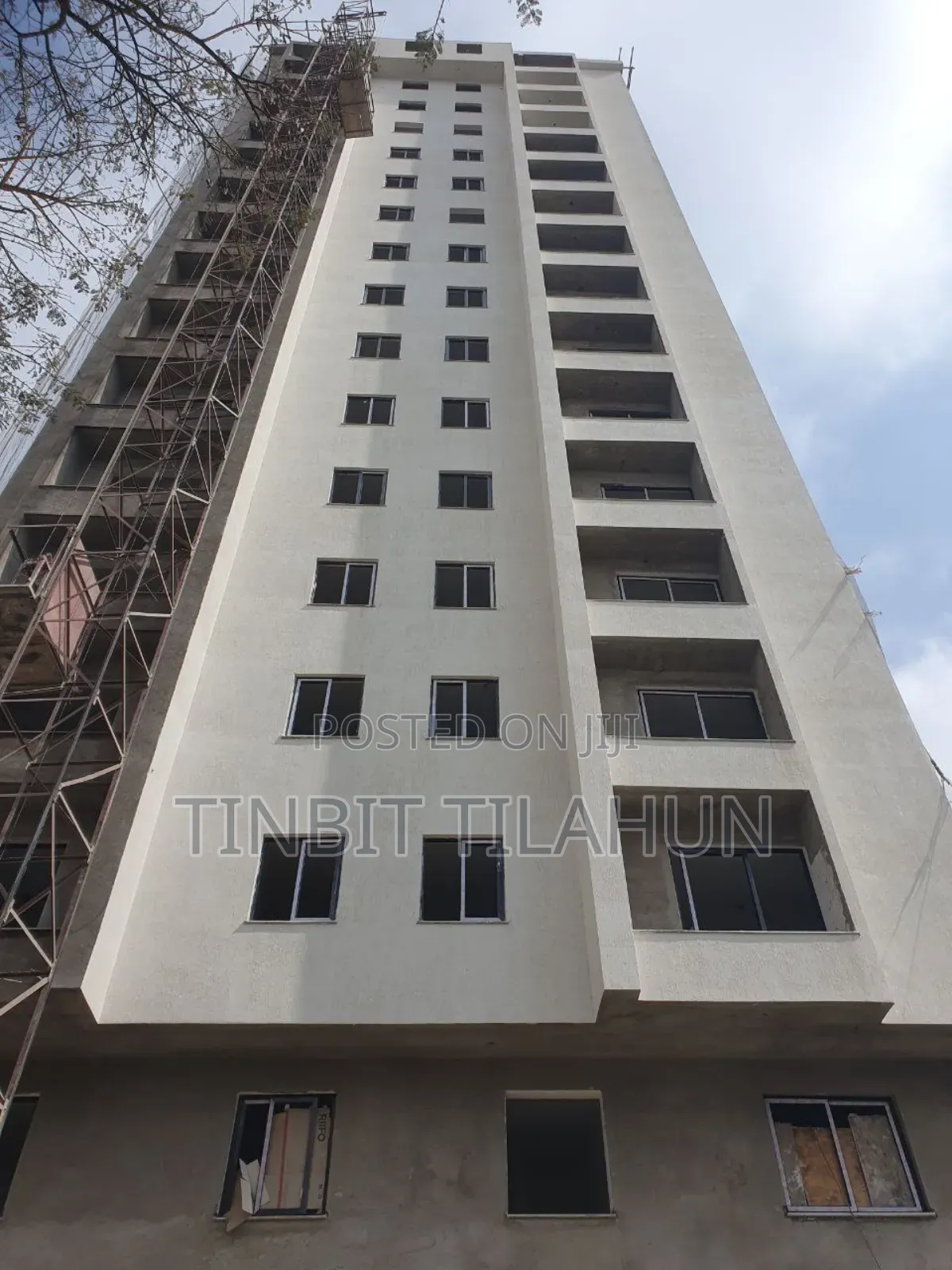 3bdrm Apartment in Tinbitproperties, Yeka for sale