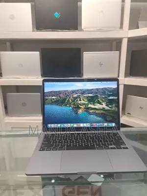 New Laptop Apple MacBook Pro 2019 8GB Intel Core I5 SSD 128GB