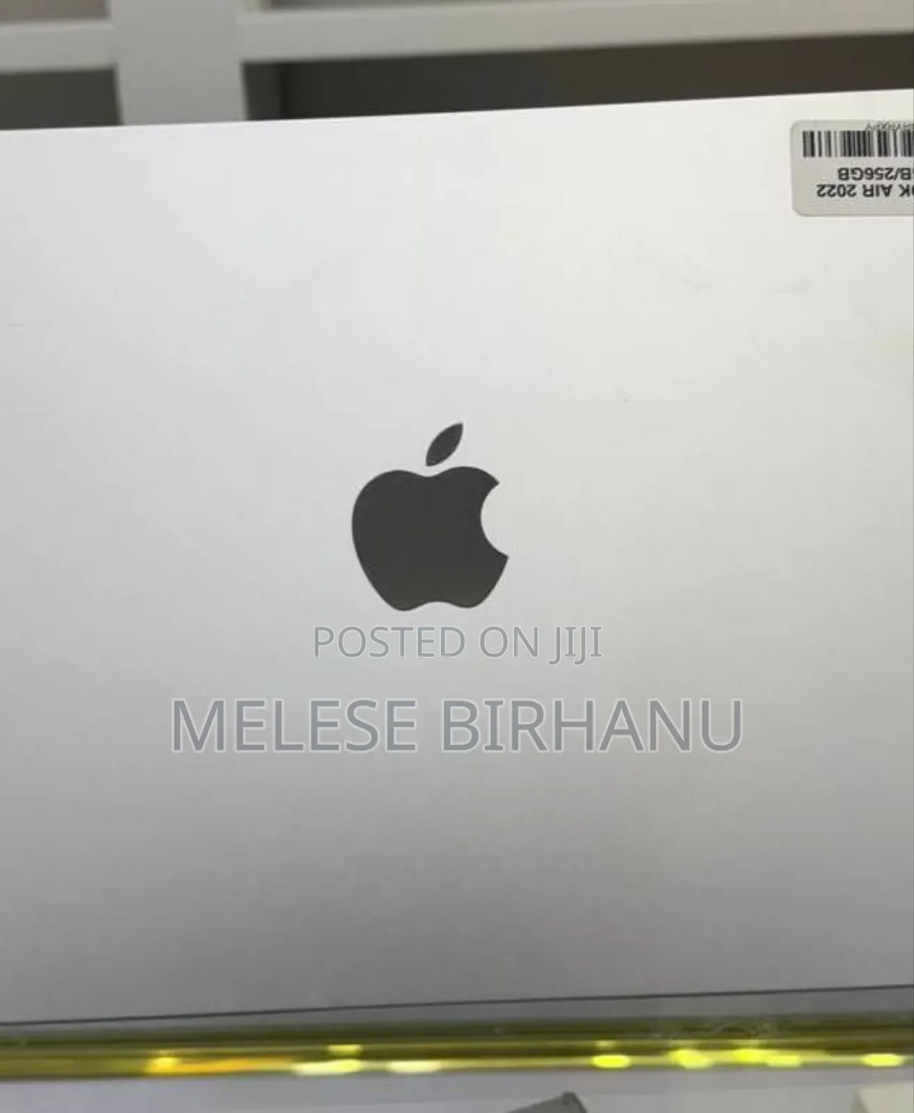 New Laptop Apple MacBook Air 2022 M2 8GB Apple M2 SSD 256GB