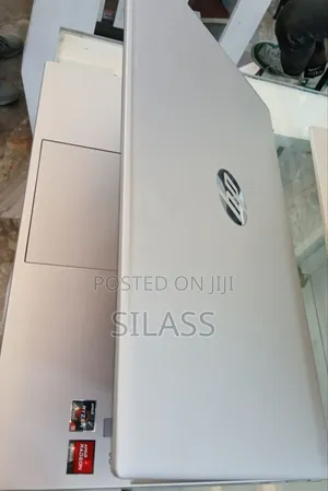 New Laptop HP Pavilion 15 8GB AMD Ryzen 5 SSD 512GB