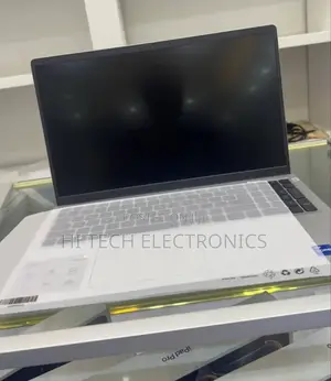 New Laptop Dell Inspiron 15 16GB Intel Core I7 SSD 1T