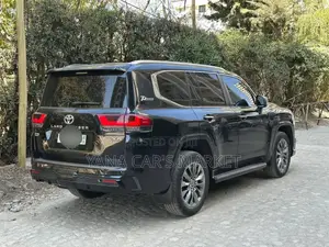 Toyota Land Cruiser 2023 Black