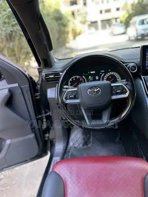 Toyota Land Cruiser 2023 Black