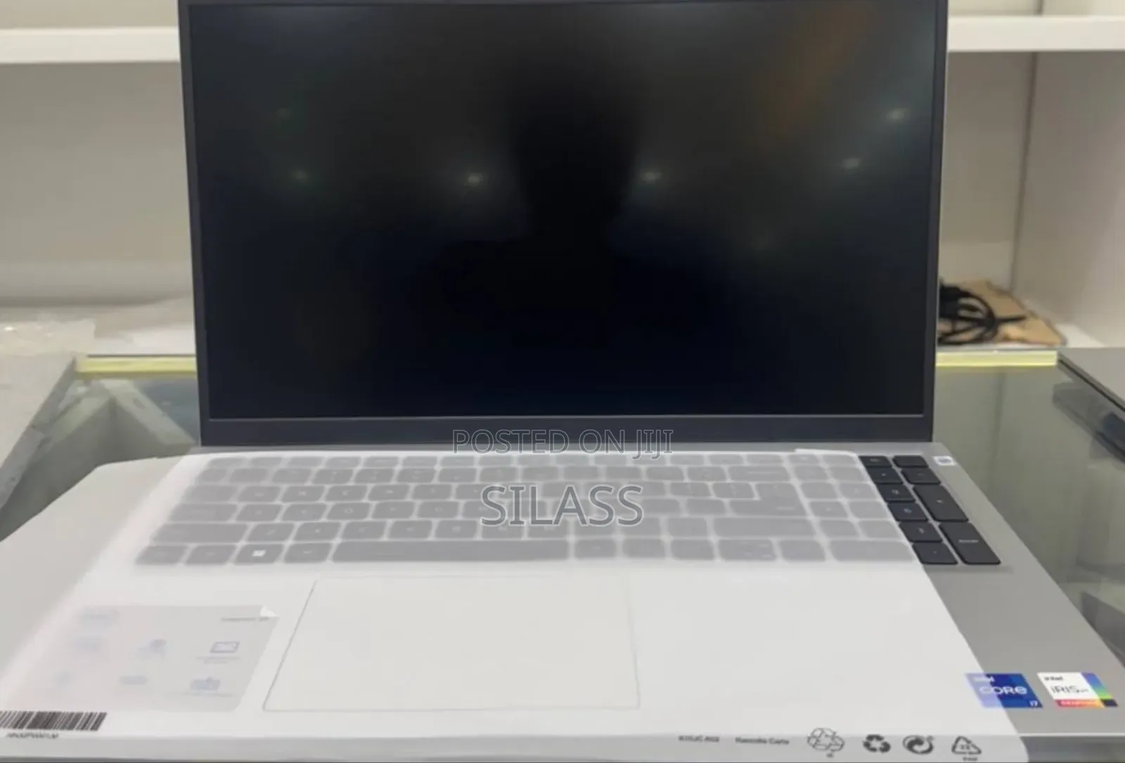 New Laptop Dell Inspiron 15 16GB Intel Core I7 SSD 1T