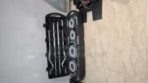 በቤቶ መኖር ያለበት ዘመናዊ Adjustable Dumbbell and Barbells