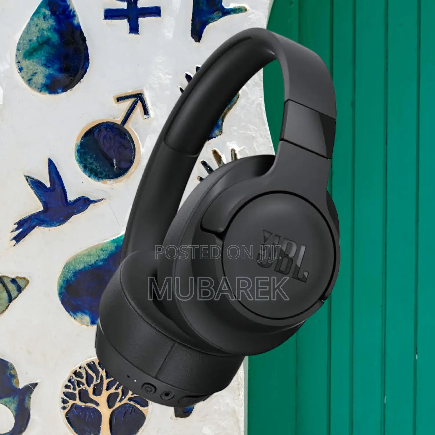 JBL 700bt Gentle Music Listening Delight