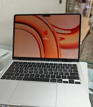 New Laptop Apple MacBook Air 2022 M2 8GB Apple M2 SSD 256GB