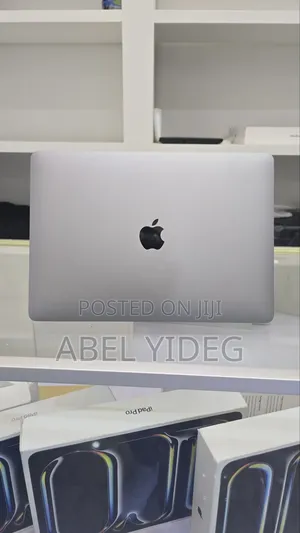 New Laptop Apple MacBook Air 2020 M1 8GB Apple M1 SSD 256GB