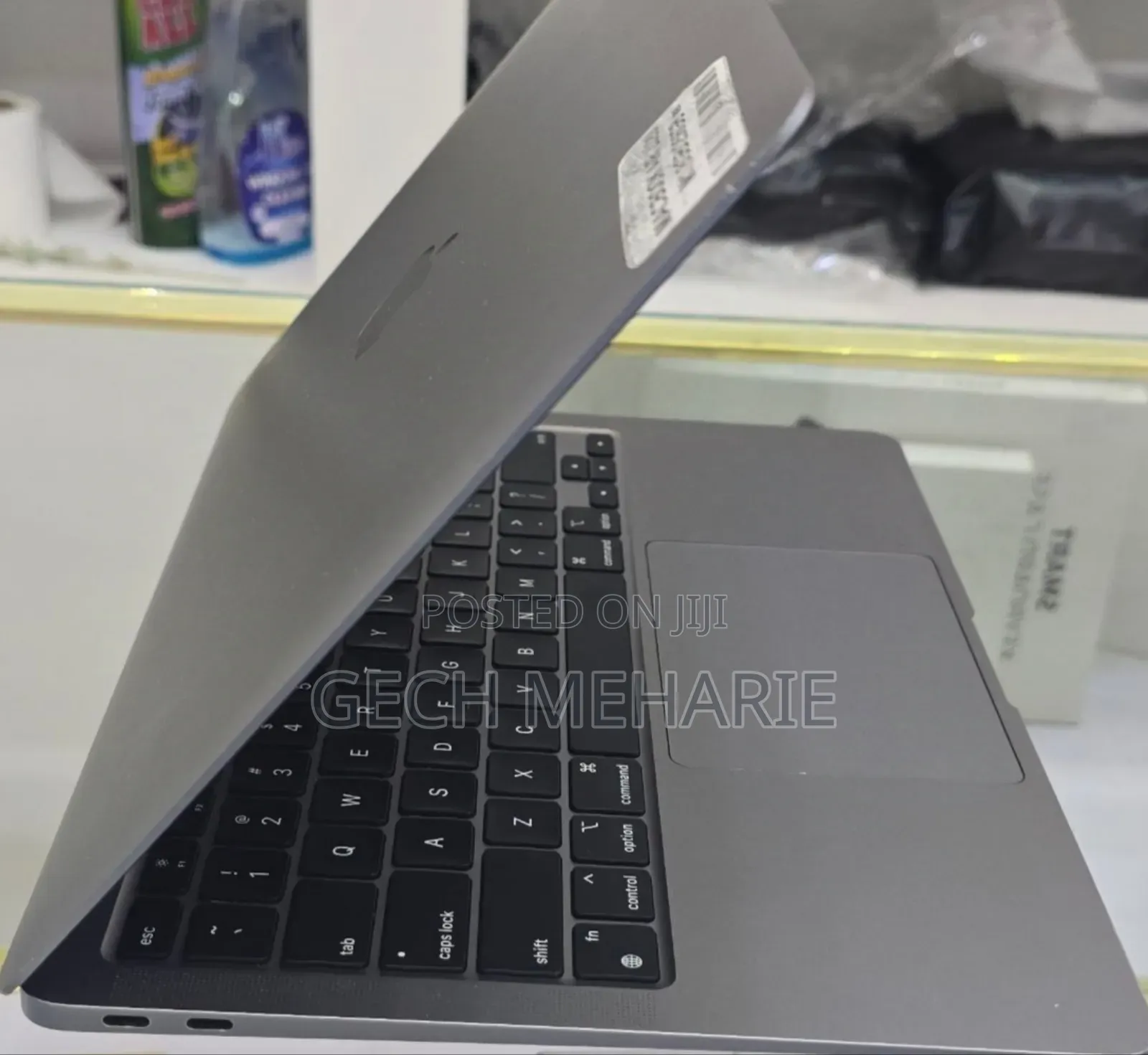 New Laptop Apple MacBook Air 2020 M1 8GB Apple M1 SSD 256GB