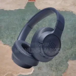 JBL Tune700bt Clear Headset Provides Long Battery