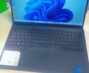 New Laptop Dell Inspiron 15 8GB Intel Core i3 SSD 512GB