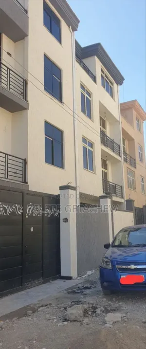 5bdrm House in Semit 72, G+3 Luxury, Bole for sale