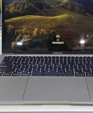 New Laptop Apple MacBook Air 2020 8GB Apple M1 SSD 256GB