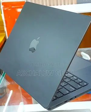 New Laptop Apple MacBook Pro M1 18GB Intel Core I5 SSD 512GB