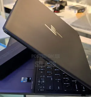 New Laptop HP Spectre X360 16GB Intel Core I7 SSD 1T