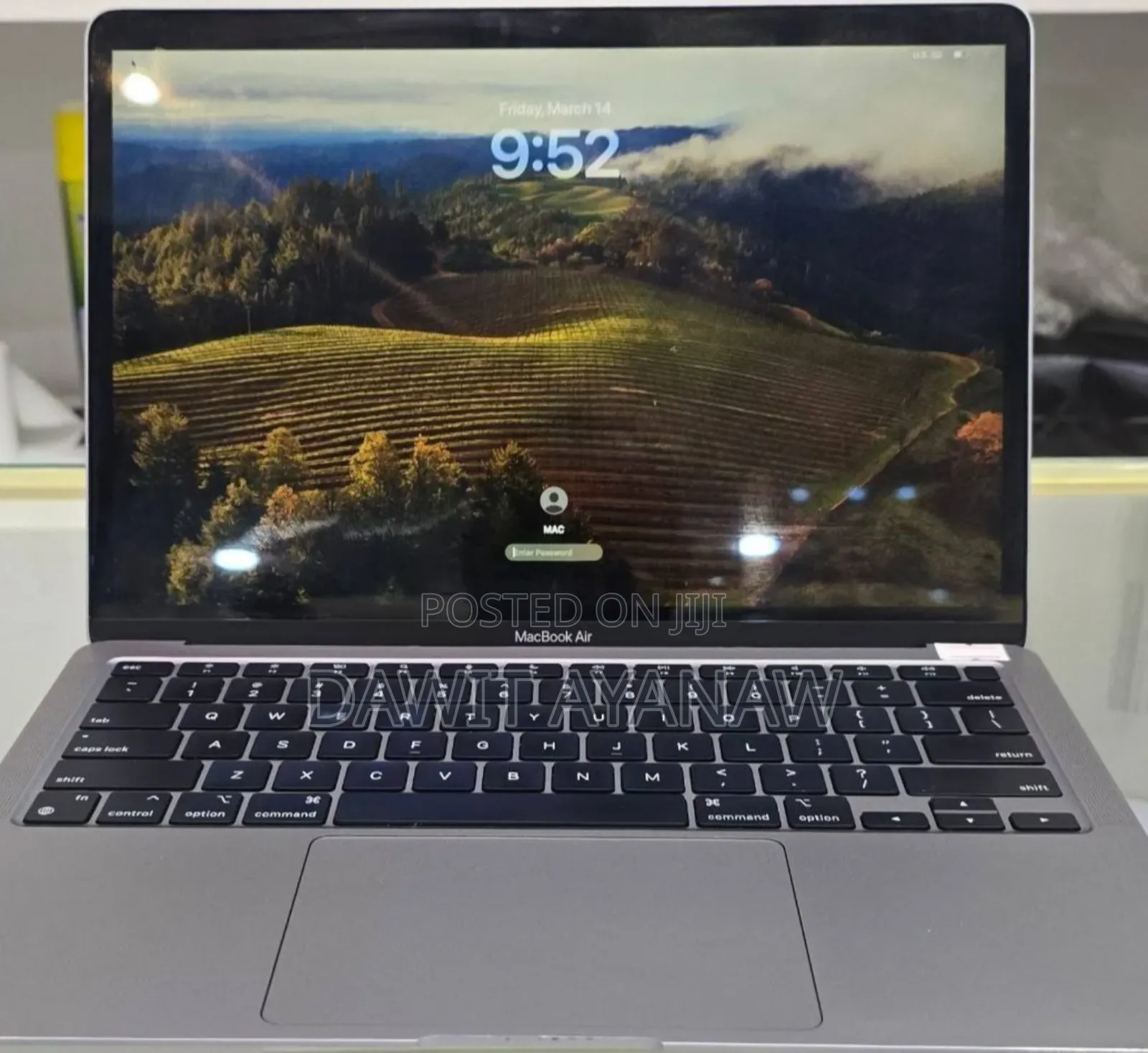 New Laptop Apple MacBook Air 2020 M1 16GB Apple M1 SSD 256GB