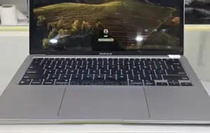 New Laptop Apple MacBook Air 2020 8GB Apple M1 SSD 256GB