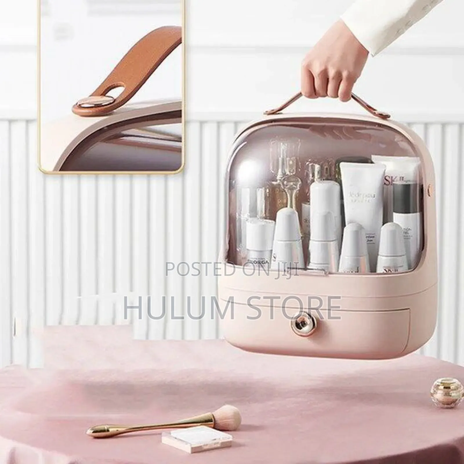 Large Capacity Cosmetic Storage