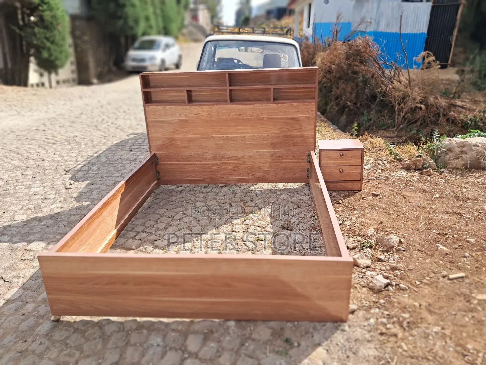 Laminated Bed