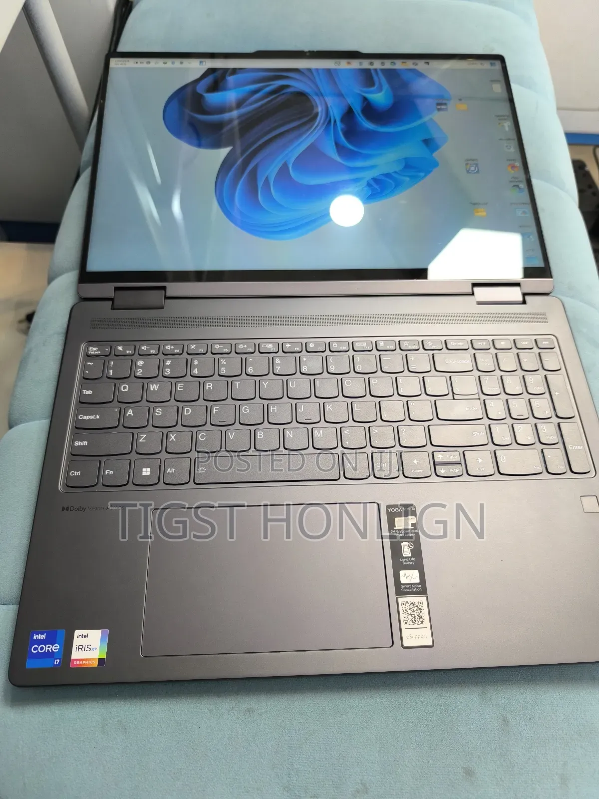 New Laptop Lenovo Yoga 7i 16GB Intel Core I7 SSD 512GB