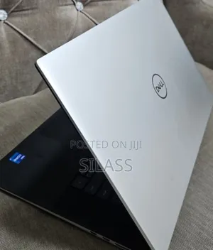 New Laptop Dell XPS 15 32GB Intel Core I7 SSD 1T