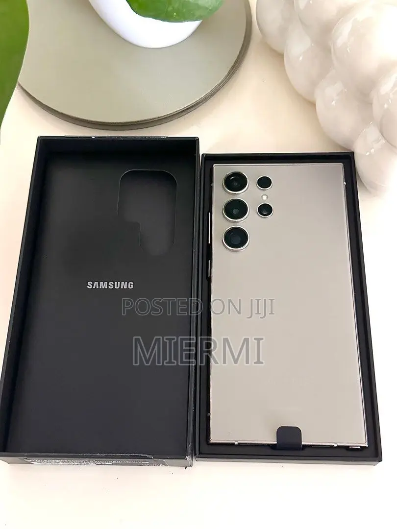 New Samsung Galaxy S24 Ultra 256 GB Gray