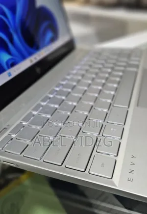 New Laptop HP Envy 14 8GB Intel Core I5 SSD 512GB