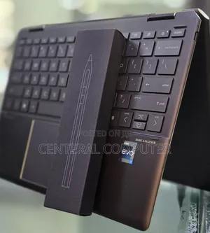 New Laptop HP Spectre X360 16GB Intel Core I7 SSD 1T