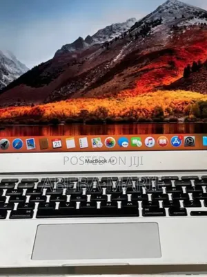 New Laptop Apple MacBook Air 2017 8GB Intel Core I7 SSD 512GB