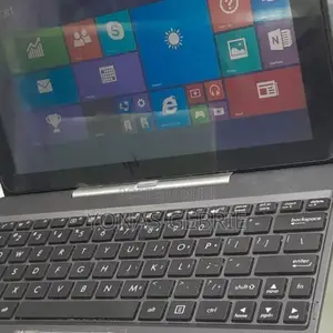 Laptop Asus Transformer Mini T103HAF 2GB Intel Pentium SSD 60GB