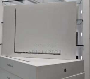 New Laptop Apple MacBook Air 2024 M3 13-Inch 8GB Apple M3 SSD 512GB