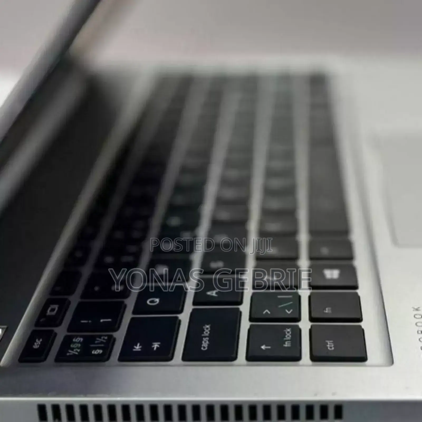 New Laptop Apple MacBook Air 2017 8GB Intel Core i7 SSD 512GB