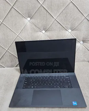 New Laptop Dell XPS 15 32GB Intel Core I7 SSD 1T