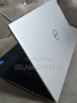 New Laptop Dell XPS 15 32GB Intel Core I7 SSD 1T