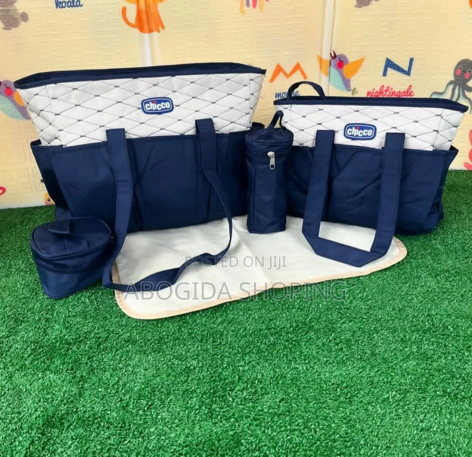 Chicco 5 in 1 Multifunction Mamy Bag