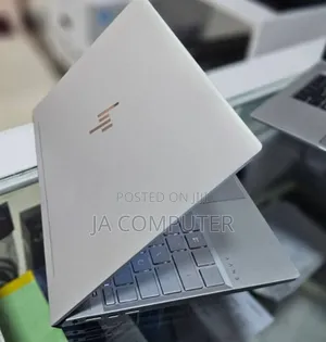 New Laptop HP Envy X360 8GB Intel Core I5 SSD 512GB