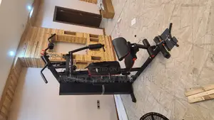 ዘመናዊ የሆነ የቤት ዉስጥ ስፖርት መስሪያ Miracle Fitness Home Gym